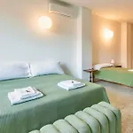 Navigli Apartments